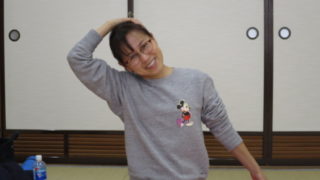山梨ヨガ　こうちゃんのインタビューコーナー　生徒さんの加藤さんへインタビューです。