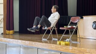 椅子に座っての背骨コンディショニング体操