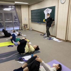 背骨体操